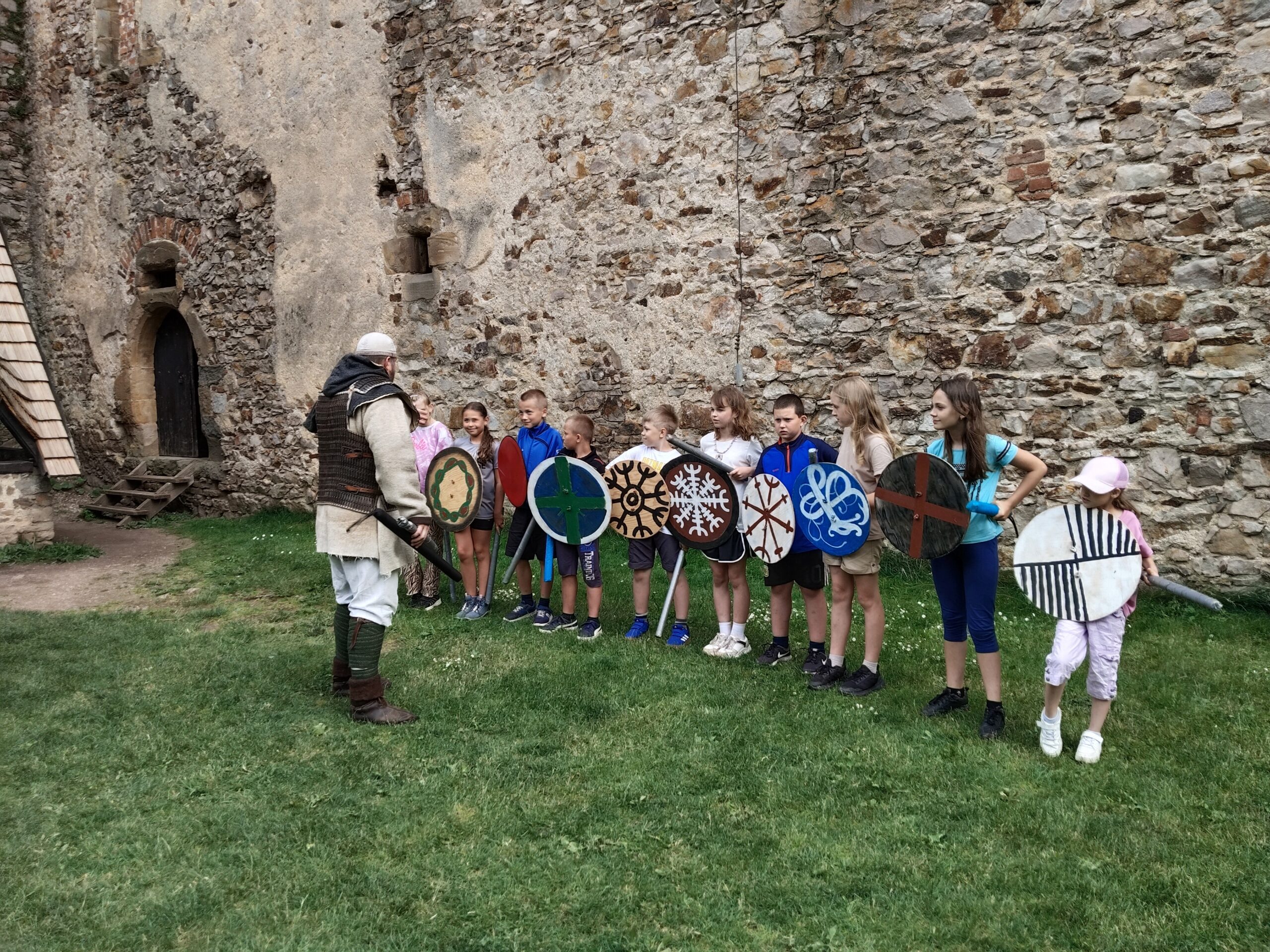 filter: 0; fileterIntensity: 0.0; filterMask: 0; brp_mask:0;
brp_del_th:null;
brp_del_sen:null;
delta:null;
module: photo;hw-remosaic: false;touch: (-1.0, -1.0);sceneMode: 2;cct_value: 0;AI_Scene: (-1, -1);aec_lux: 0.0;aec_lux_index: 0;HdrStatus: auto;albedo:  ;confidence:  ;motionLevel: -1;weatherinfo: null;temperature: 39;