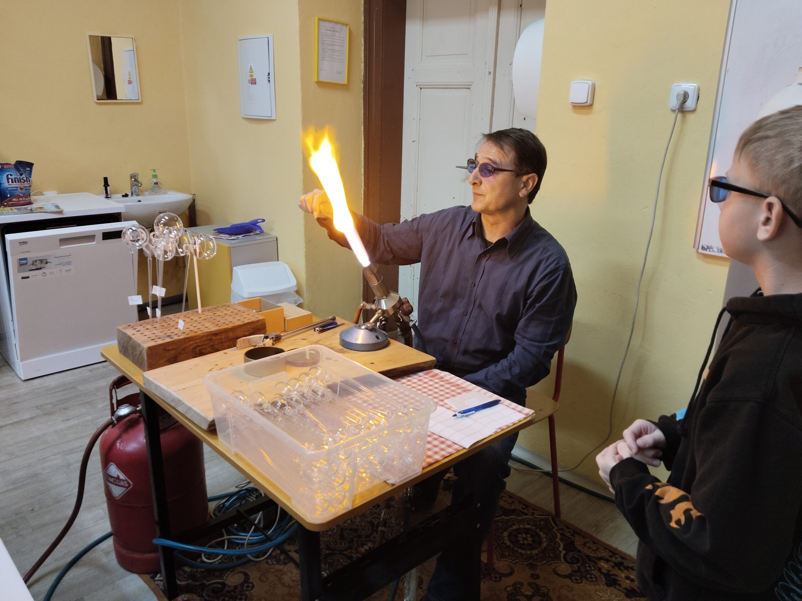 filter: 0; fileterIntensity: 0.0; filterMask: 0; hdrForward: 0; highlight: true; brp_mask:0;
brp_del_th:null;
brp_del_sen:null;
delta:null;
module: photo;hw-remosaic: false;touch: (-1.0, -1.0);sceneMode: 8;cct_value: 0;AI_Scene: (-1, -1);aec_lux: 0.0;aec_lux_index: 0;HdrStatus: auto;albedo:  ;confidence:  ;motionLevel: -1;weatherinfo: null;temperature: 29;