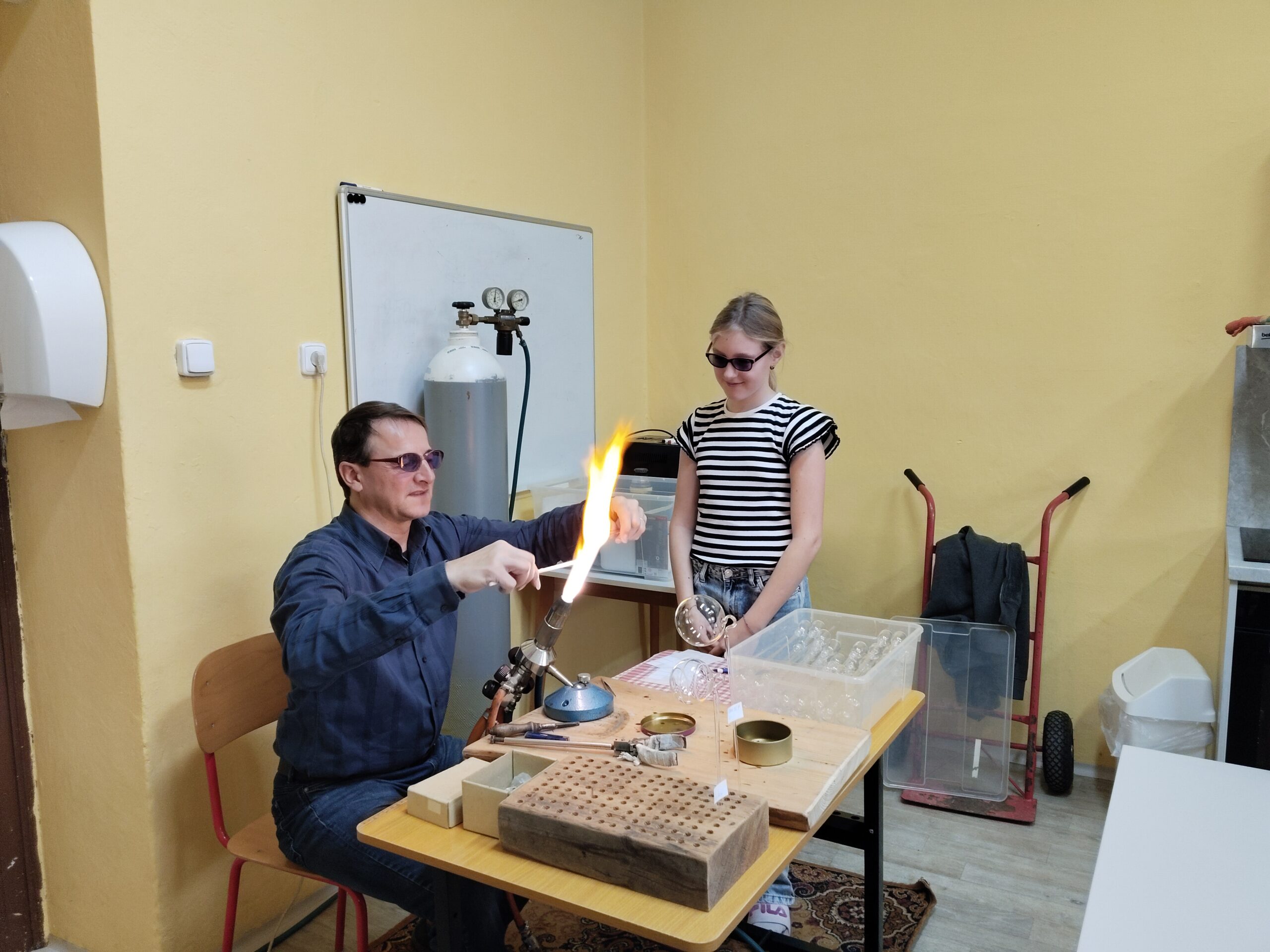 filter: 0; fileterIntensity: 0.0; filterMask: 0; hdrForward: 0; highlight: true; brp_mask:0;
brp_del_th:null;
brp_del_sen:null;
delta:null;
module: photo;hw-remosaic: false;touch: (-1.0, -1.0);sceneMode: 8;cct_value: 0;AI_Scene: (-1, -1);aec_lux: 0.0;aec_lux_index: 0;HdrStatus: auto;albedo:  ;confidence:  ;motionLevel: -1;weatherinfo: null;temperature: 30;