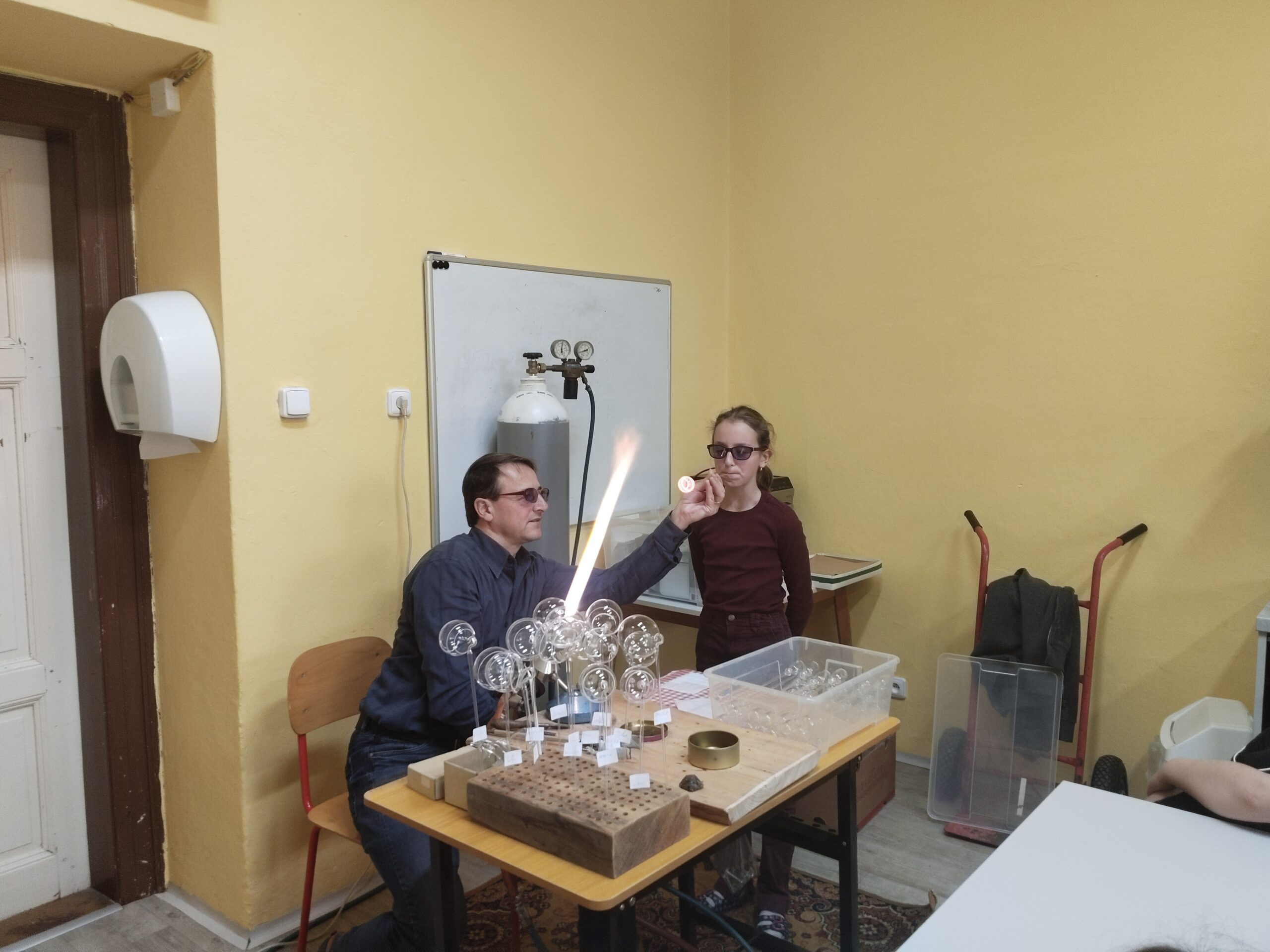 filter: 0; fileterIntensity: 0.0; filterMask: 0; hdrForward: 0; highlight: false; brp_mask:0;
brp_del_th:null;
brp_del_sen:null;
delta:null;
module: photo;hw-remosaic: false;touch: (-1.0, -1.0);sceneMode: 8;cct_value: 0;AI_Scene: (-1, -1);aec_lux: 0.0;aec_lux_index: 0;HdrStatus: auto;albedo:  ;confidence:  ;motionLevel: -1;weatherinfo: null;temperature: 33;